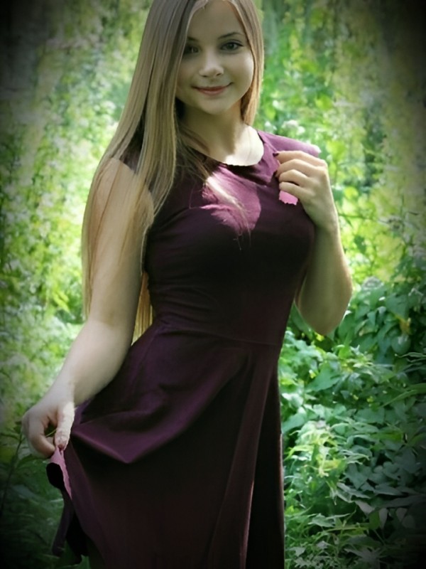 Людмила привлекательная девушка из Ивантеевки цена от 2000 руб