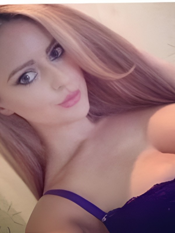 Юля привлекательная девушка из Ивантеевки цена от 2000 руб